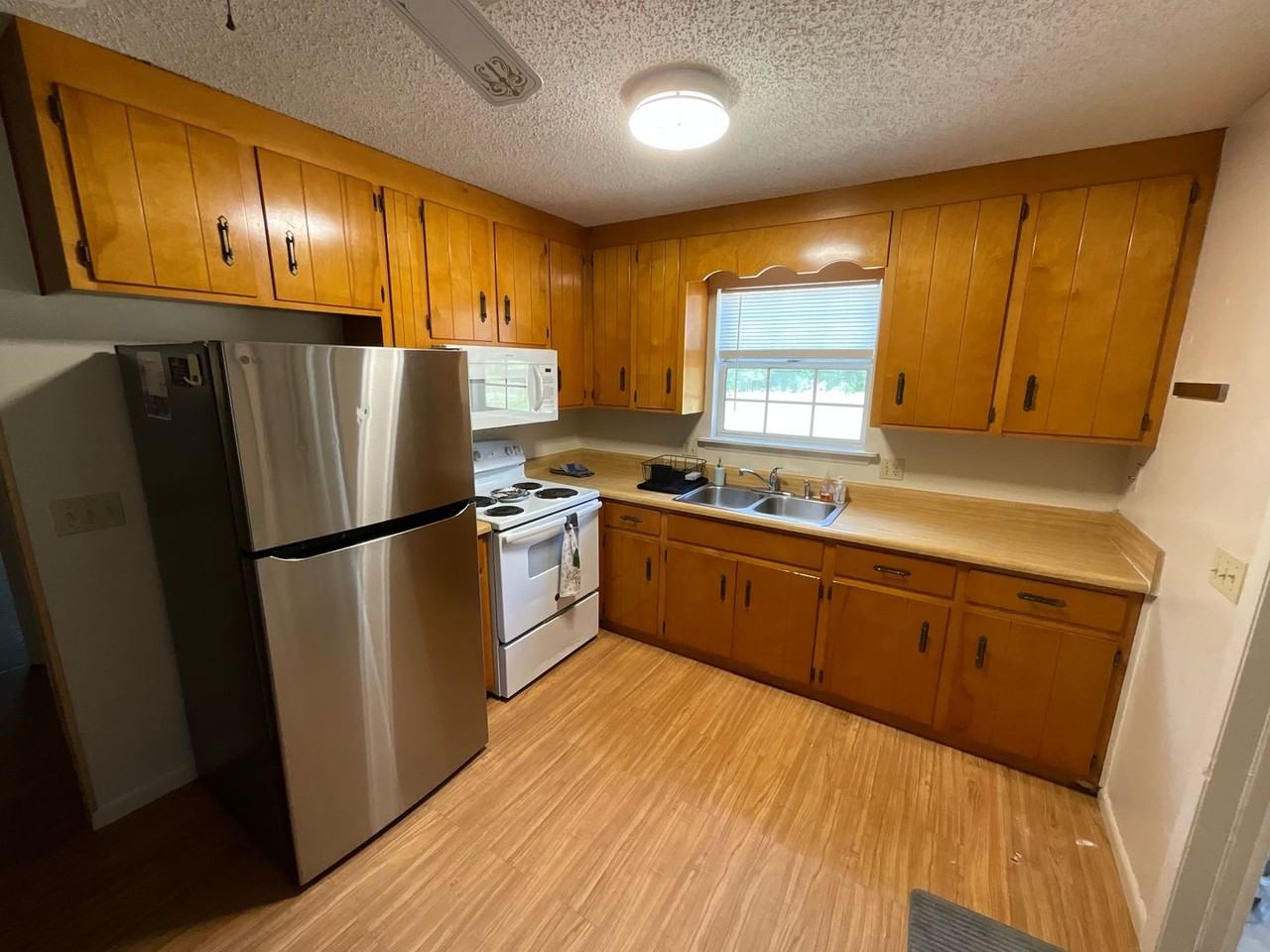 3041 Southern Blvd - Photo 4 of 14