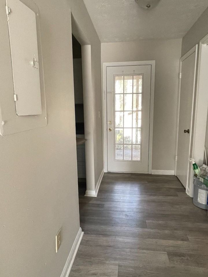 2526 Sweetridge Ct - Photo 3 of 8