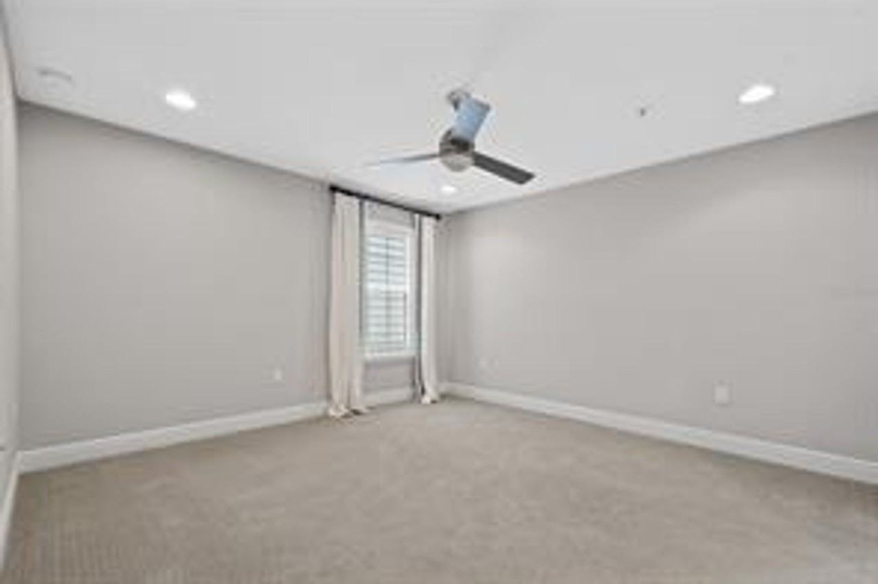 2054 Brink Aly - Photo 4 of 27