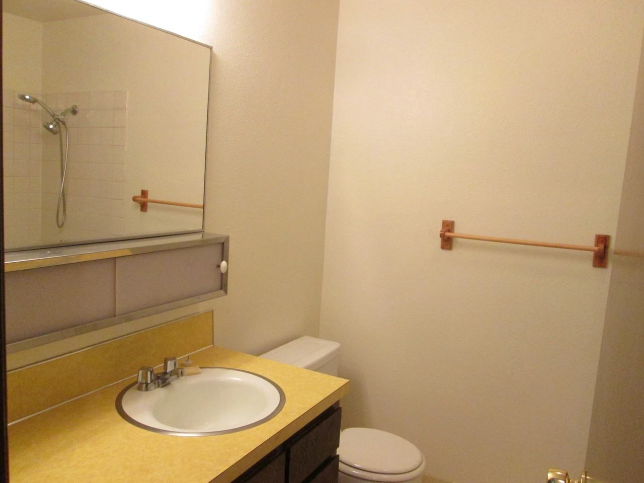 17640 Sw Wright St - Photo 7 of 11