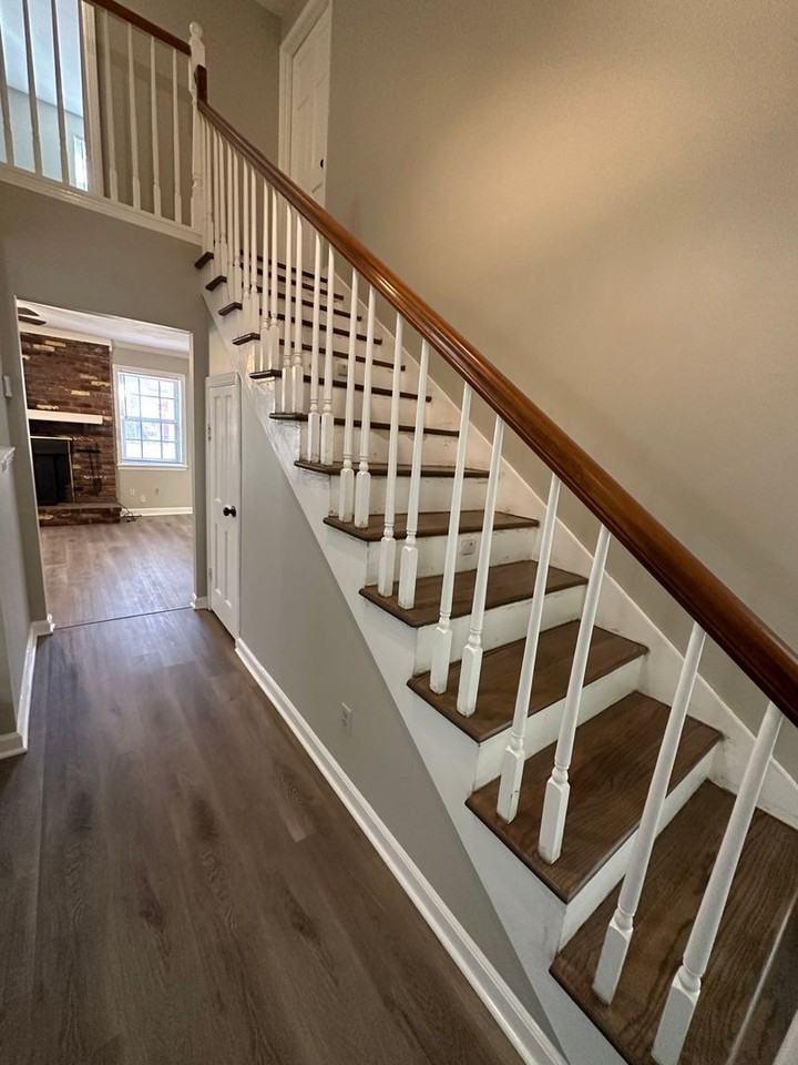 2760 Bragg Ln - Photo 2 of 11