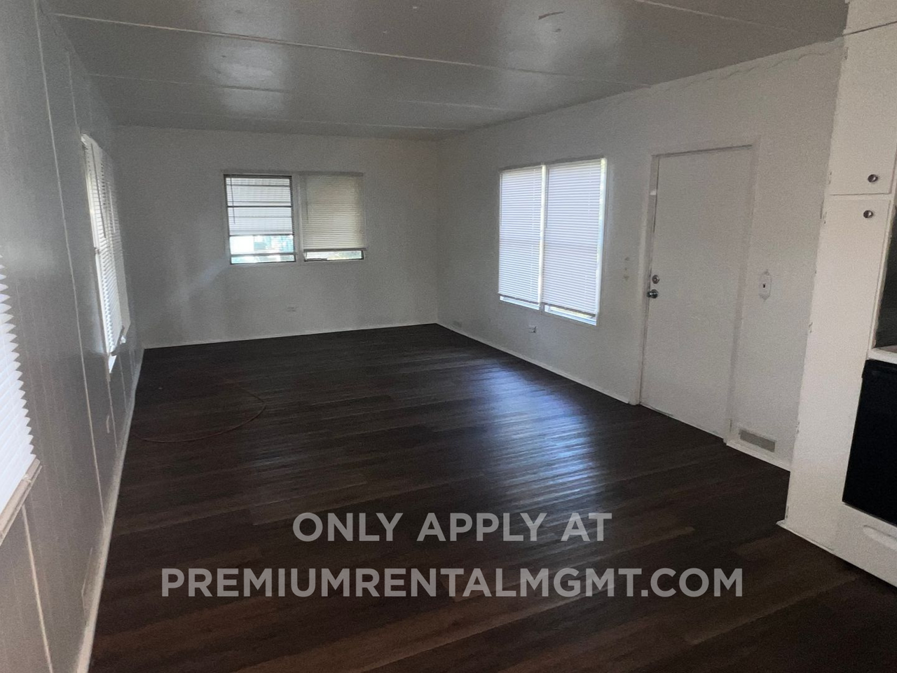 1193 S Christiana Ave - Photo 2 of 15