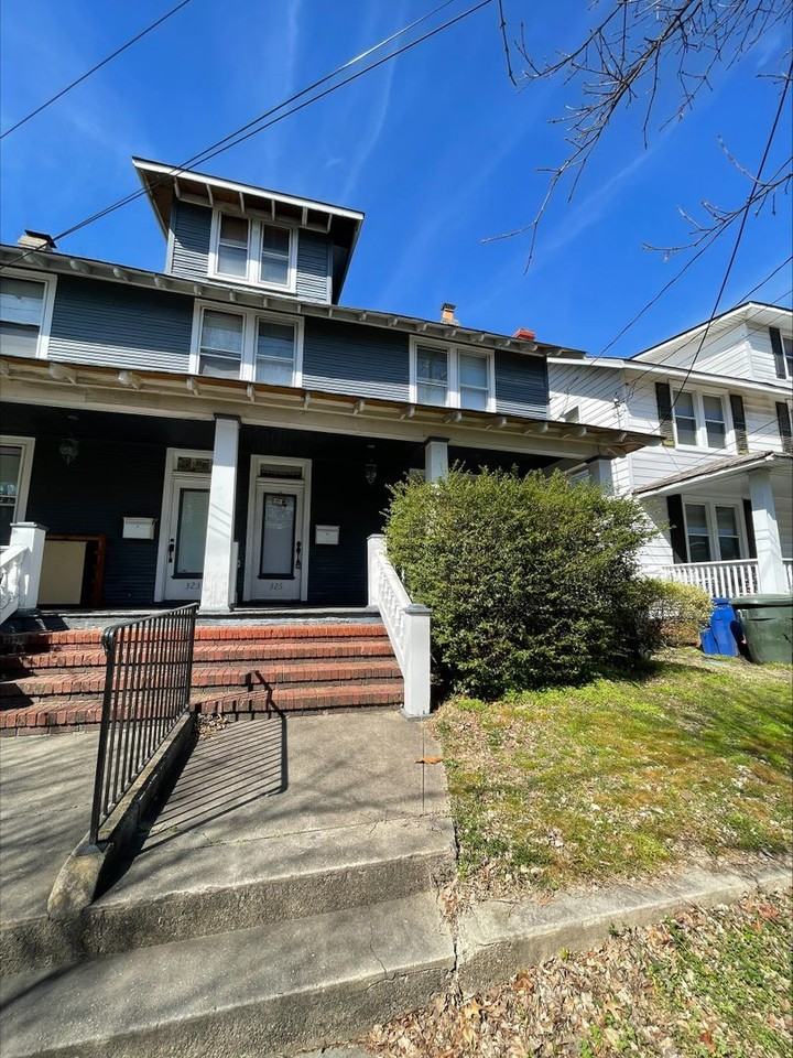 325 50th St