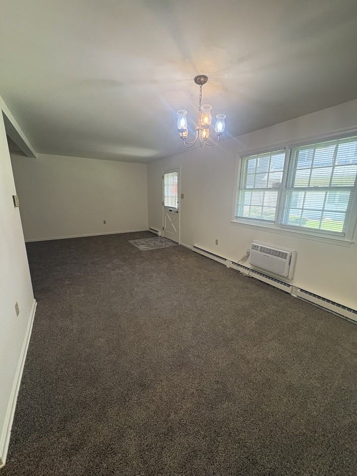 1110 Wayne Ave #1110 - Photo 3 of 17