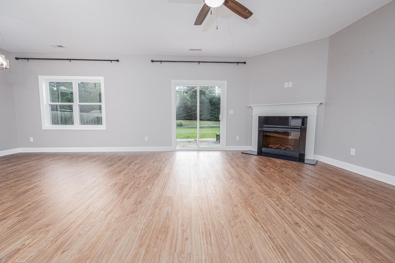 238 Saratoga Ln #1 - Photo 6 of 25
