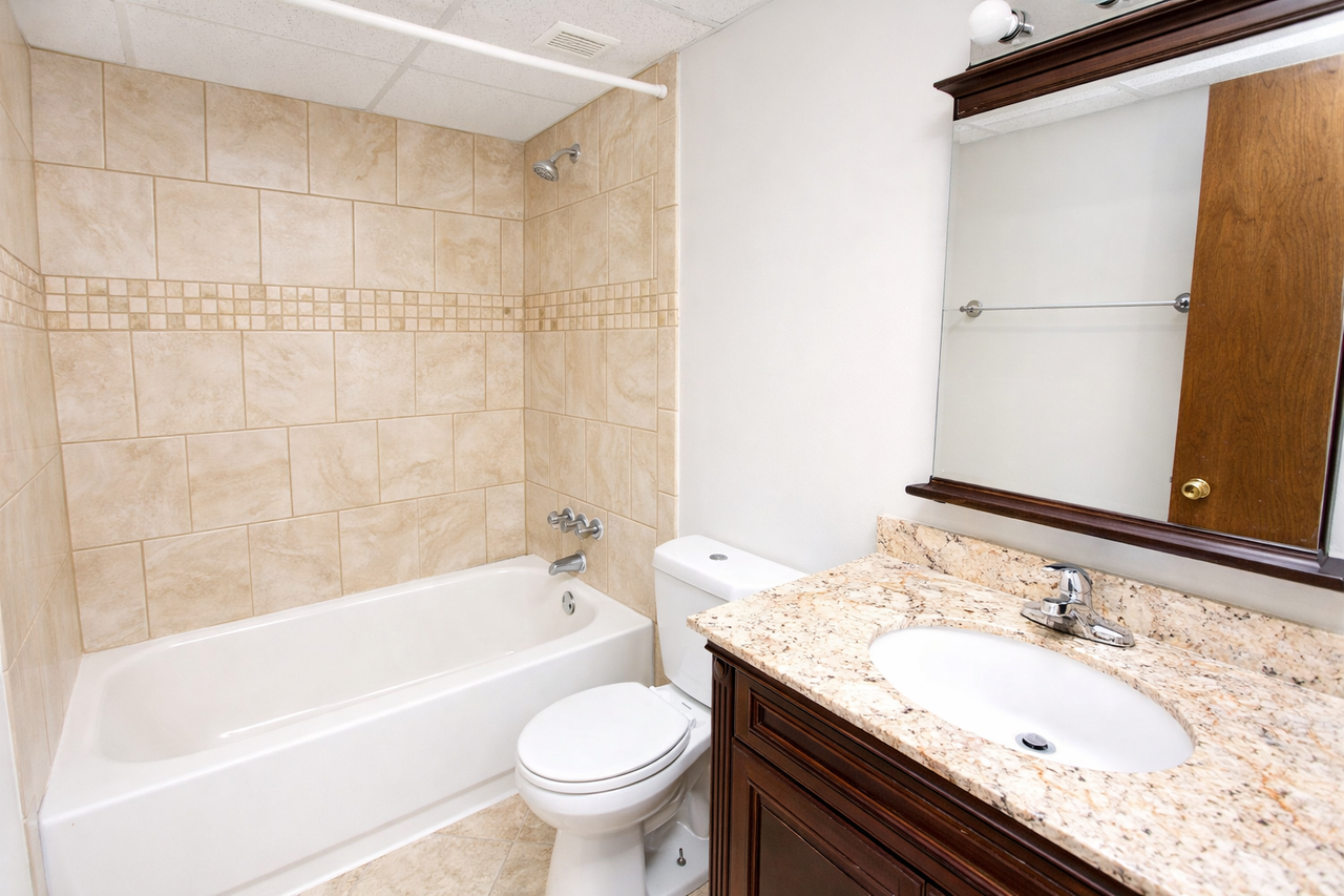 7168 BAPTIST ROADAPT 305 #305 - Photo 4 of 5