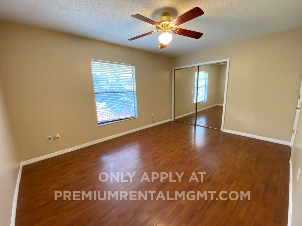 1605 Shady Ridge Ct - Photo 2 of 18