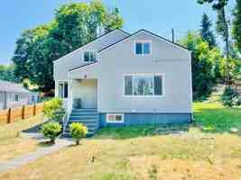 featured image of 1403 S 99th St