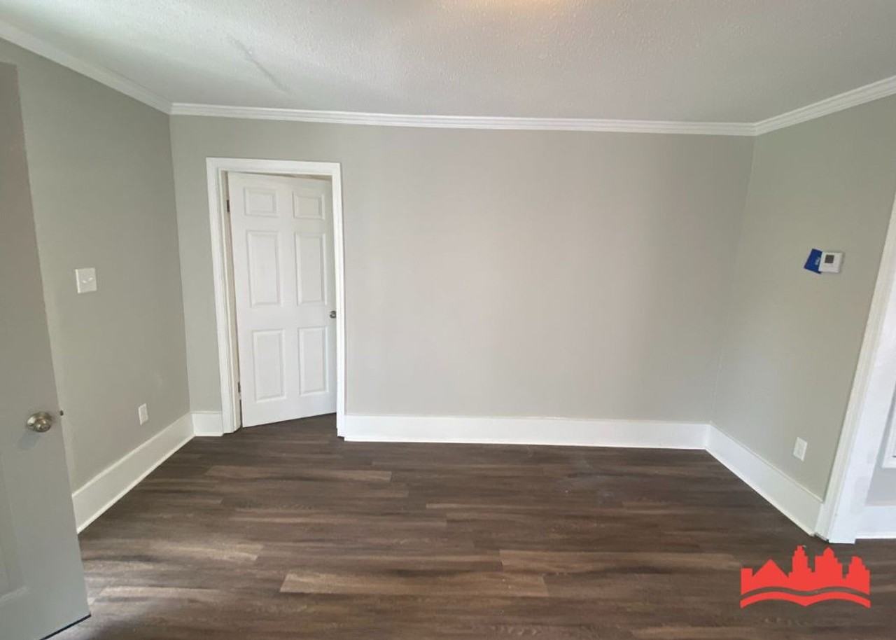 1532 Barton St - Photo 3 of 17