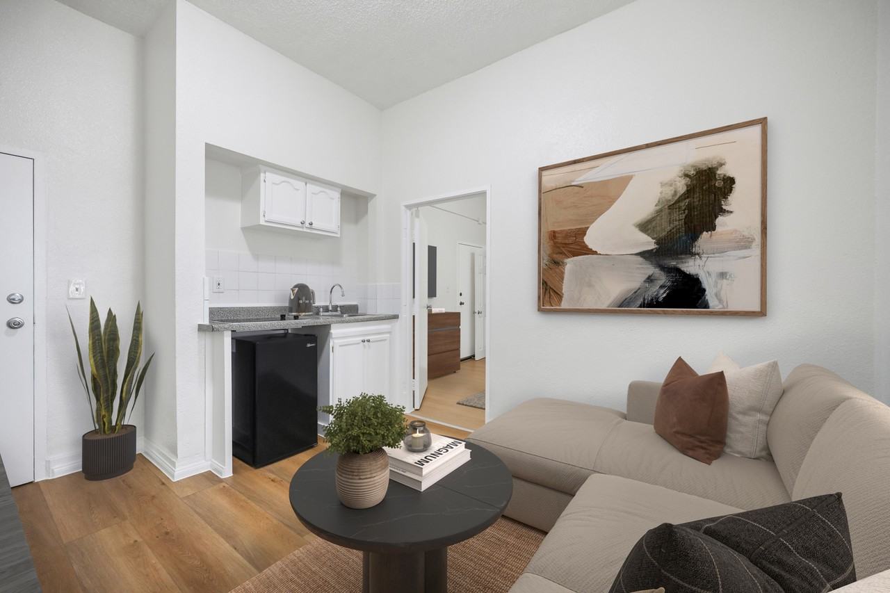 729 South Union Avenue #109 - Photo 3 of 40