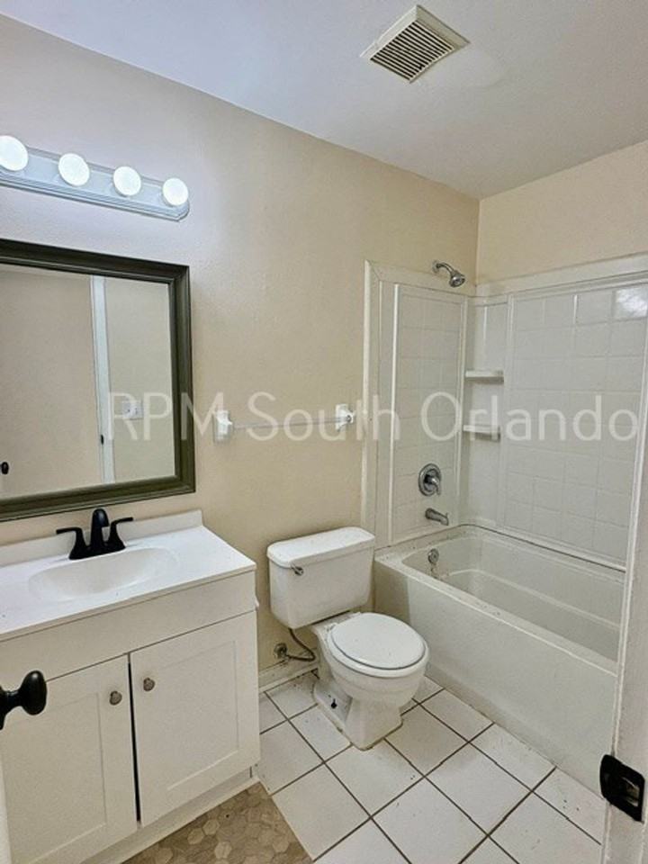1205 Baranova Rd - Photo 4 of 10