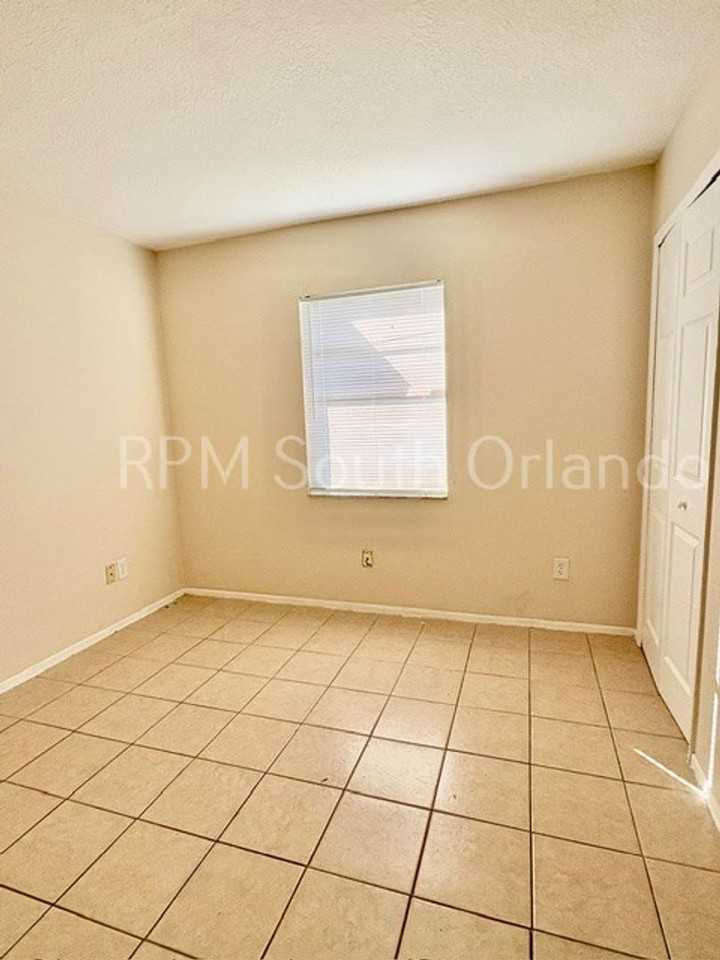 1205 Baranova Rd - Photo 6 of 10