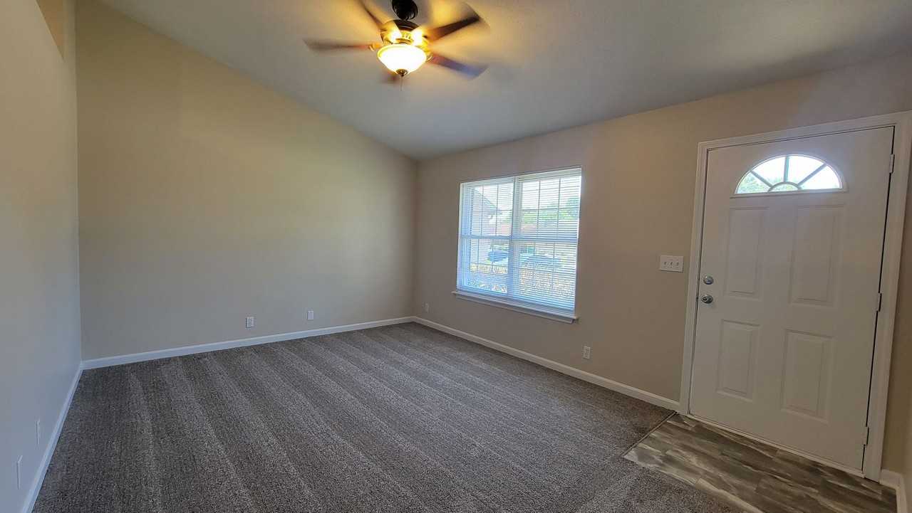 6205 Serenity Ct - Photo 3 of 17