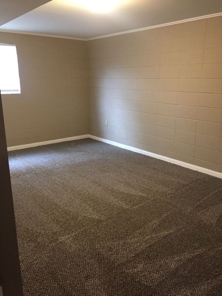408 Sierra Madre Dr - Photo 3 of 47