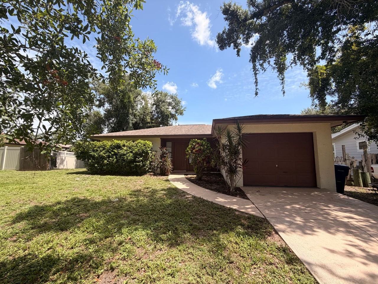 7141 Rangi Dr