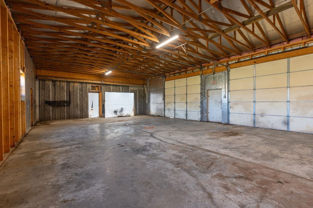 13081 E State Highway 22 - Photo 7 of 41