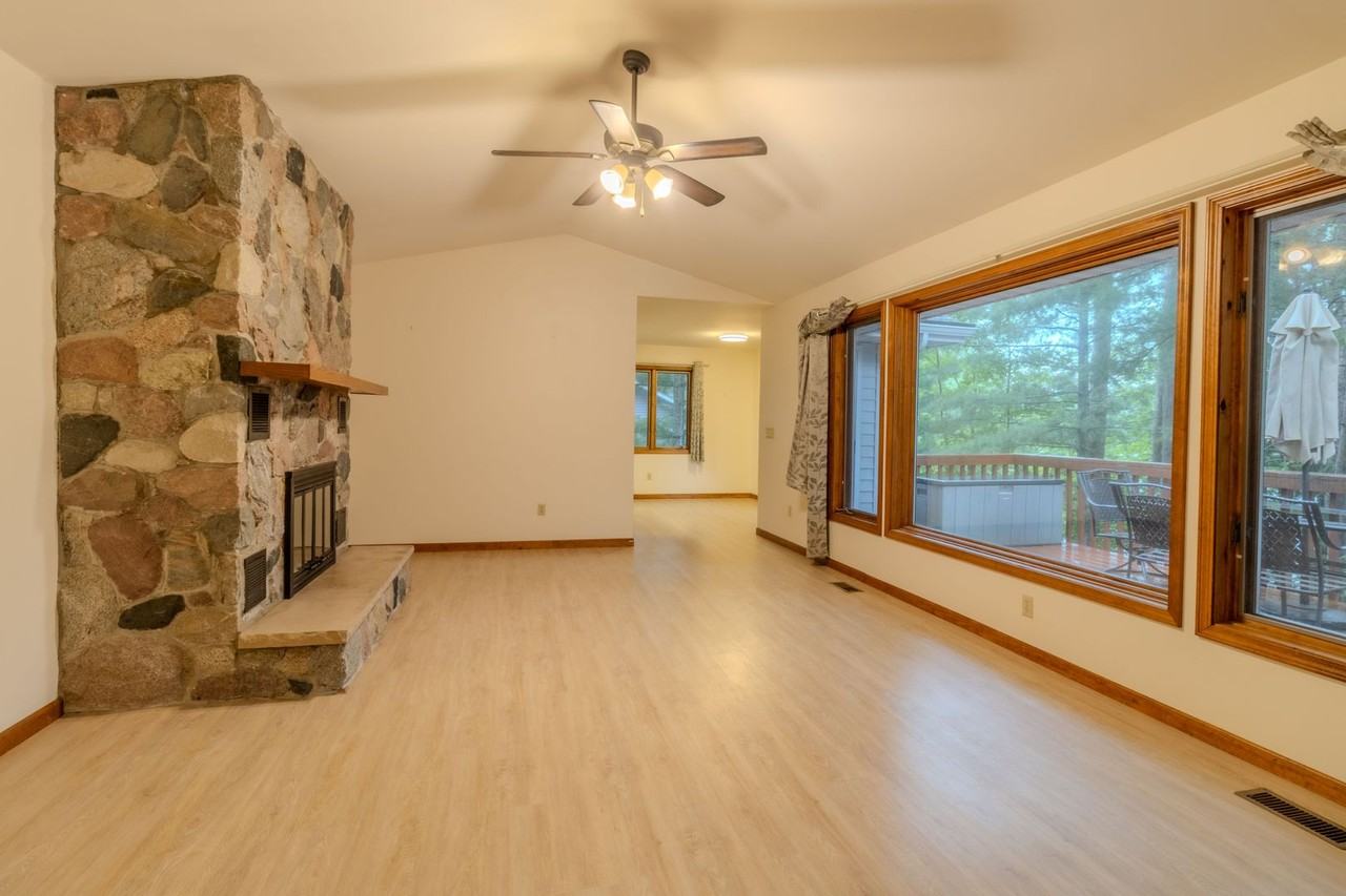 3332 Tibbets Dr - Photo 2 of 43