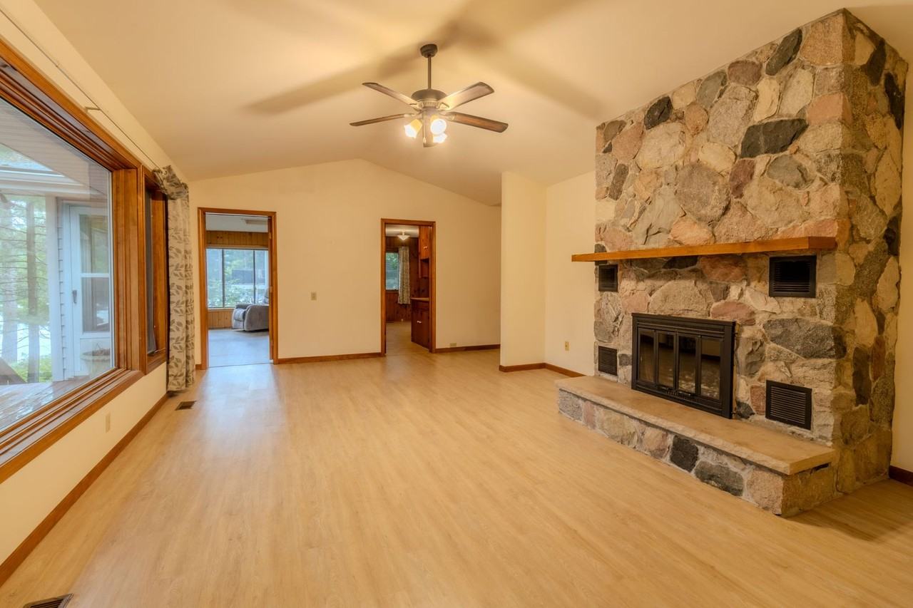3332 Tibbets Dr - Photo 5 of 43