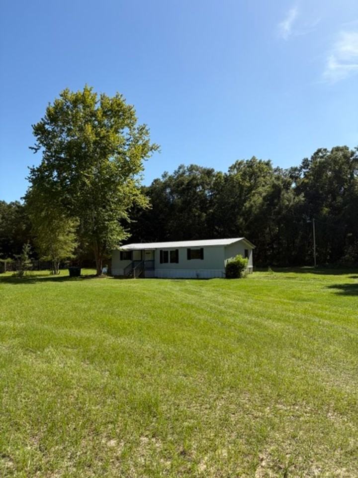 40 Serafino Ln - Photo 2 of 17