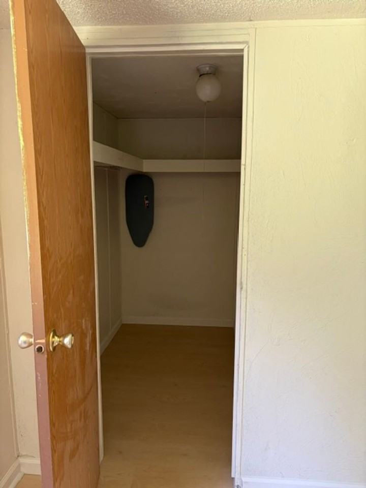40 Serafino Ln - Photo 7 of 17