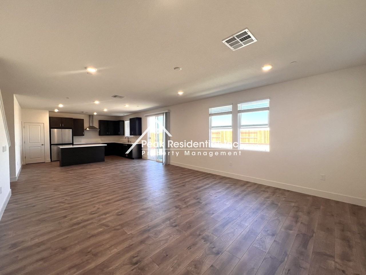 7964 Delta Haven St - Photo 2 of 28
