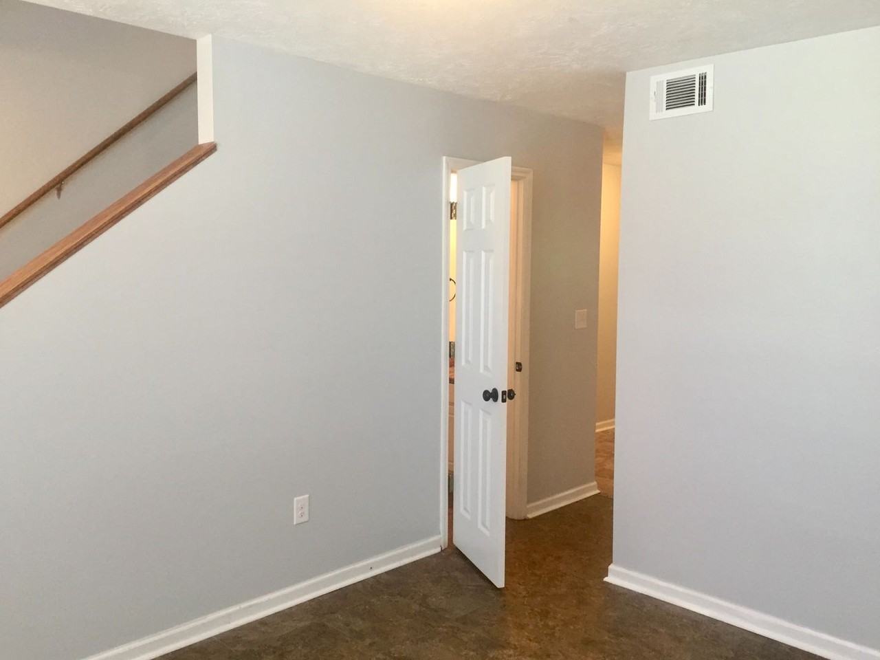 2708 Blossom Dr #B - Photo 4 of 18