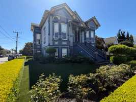 featured image of 1005 3rd St
