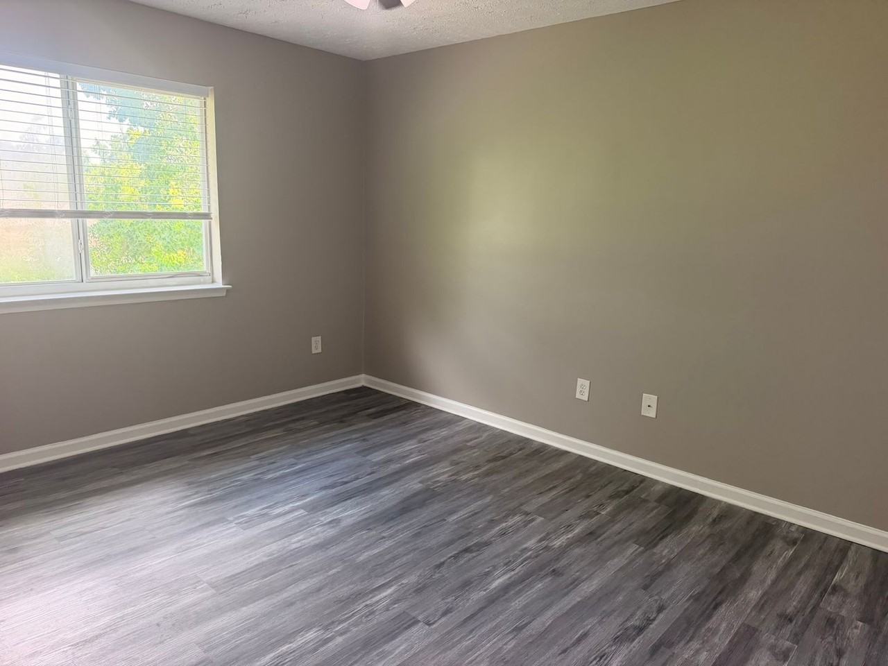 2916 Sequoia Ave - Photo 7 of 11