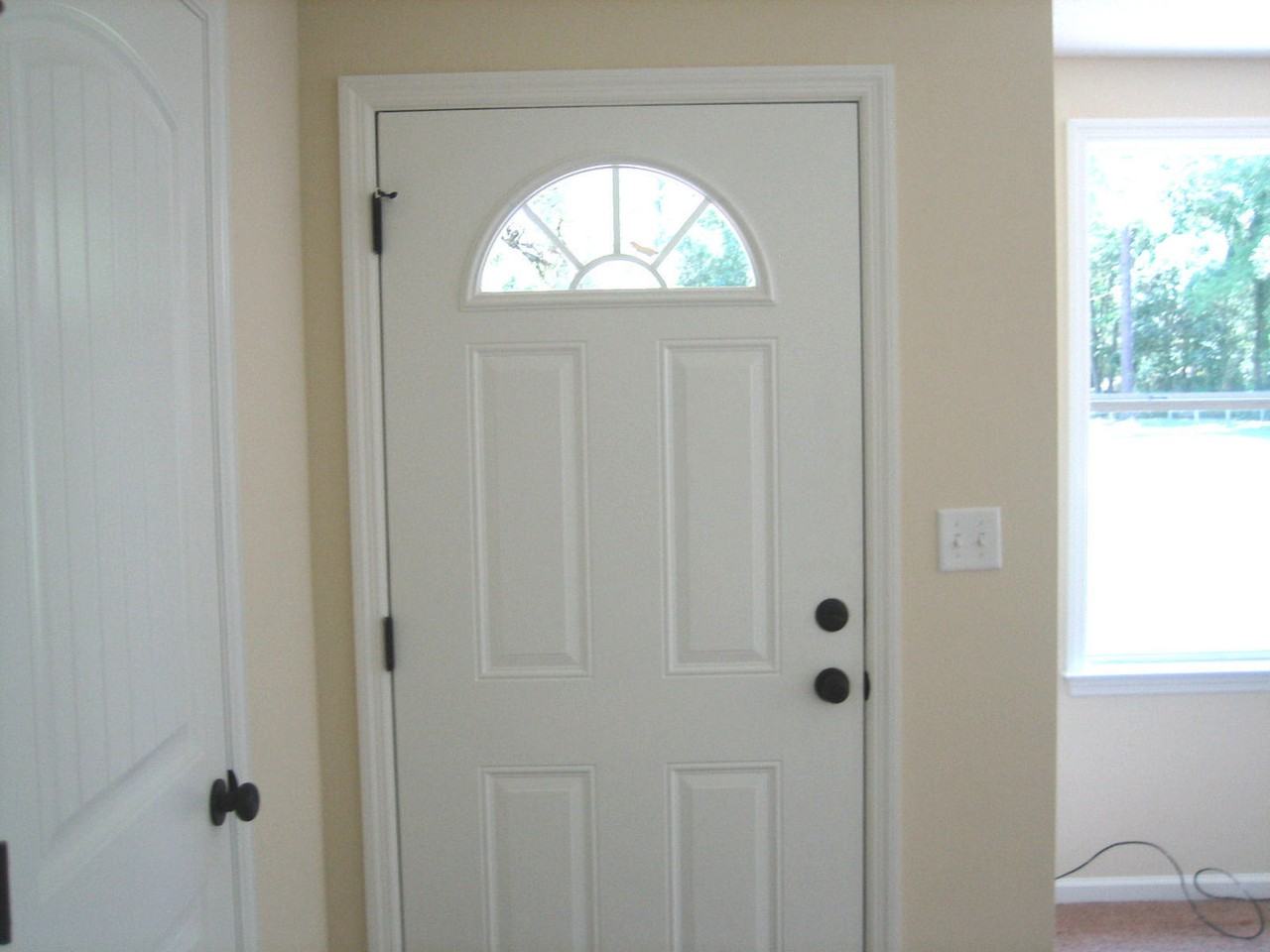 2106 Robin St - Photo 4 of 7