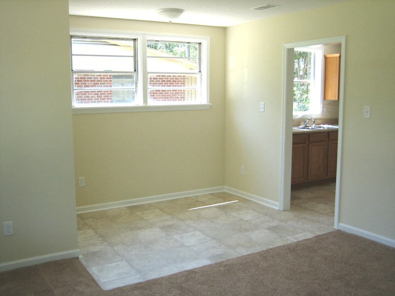 2106 Robin St - Photo 6 of 7