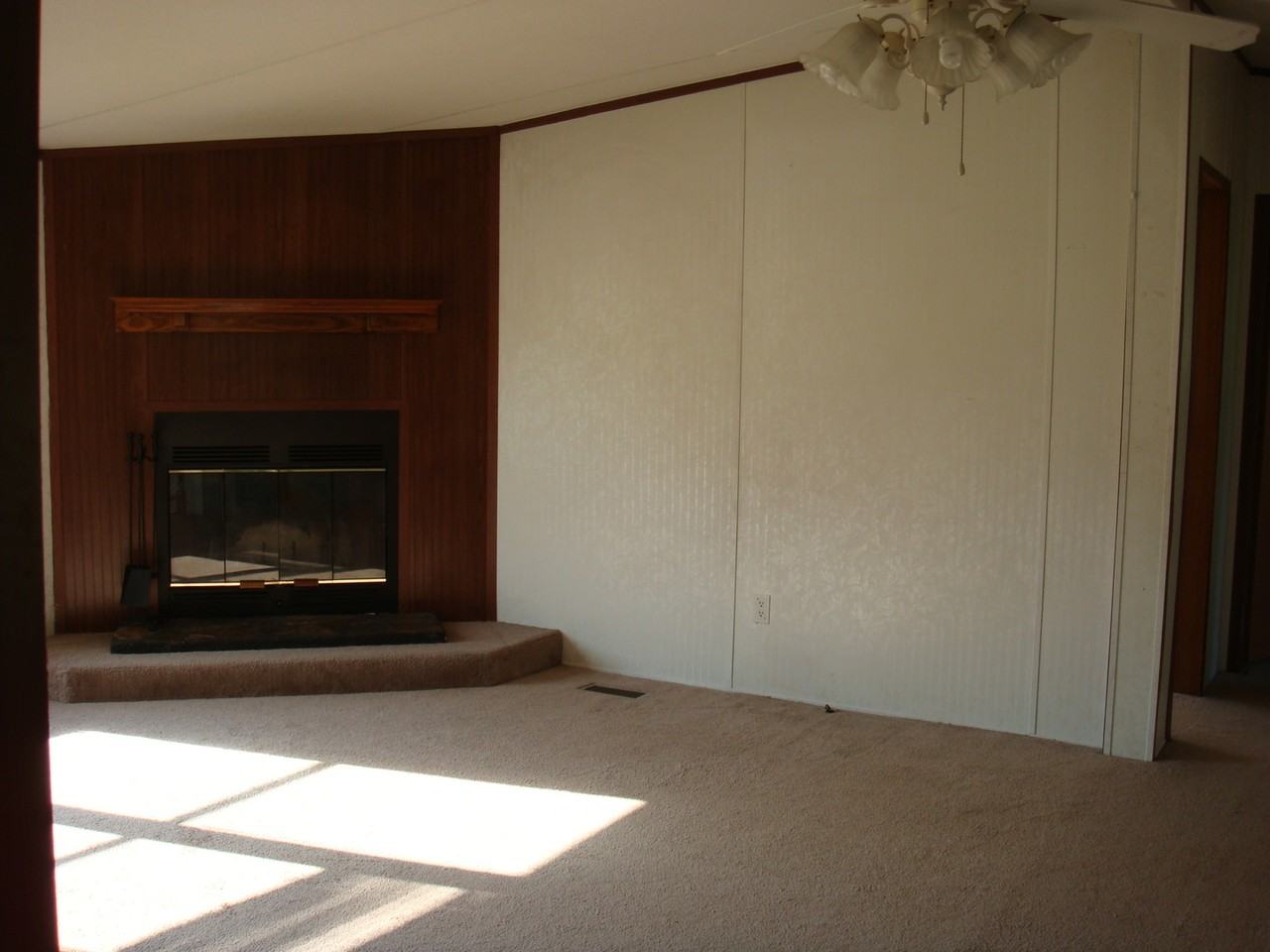 4244 Cat Creek Rd - Photo 3 of 6