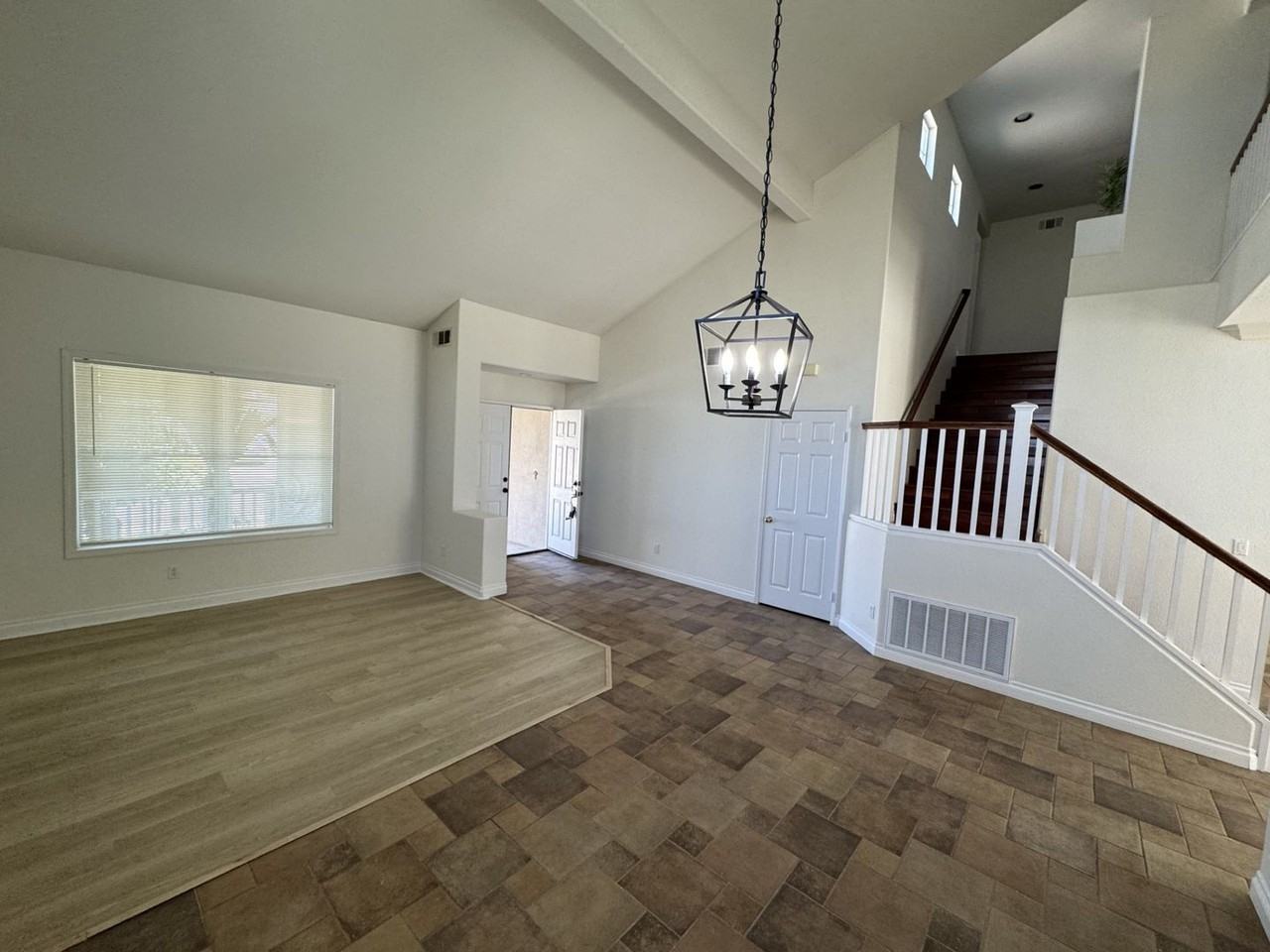13858 Buckskin Trail Dr - Photo 4 of 35