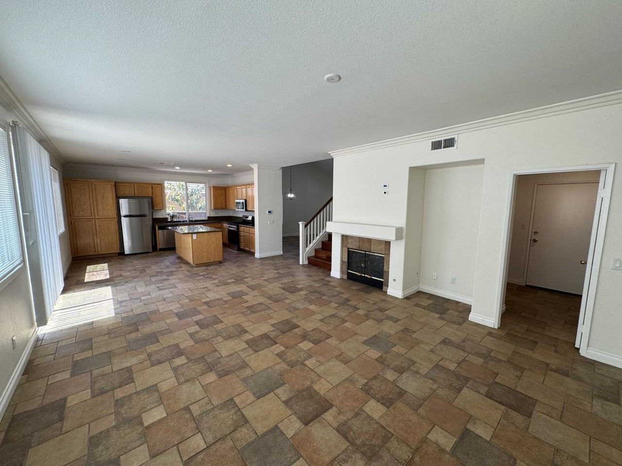 13858 Buckskin Trail Dr - Photo 7 of 35