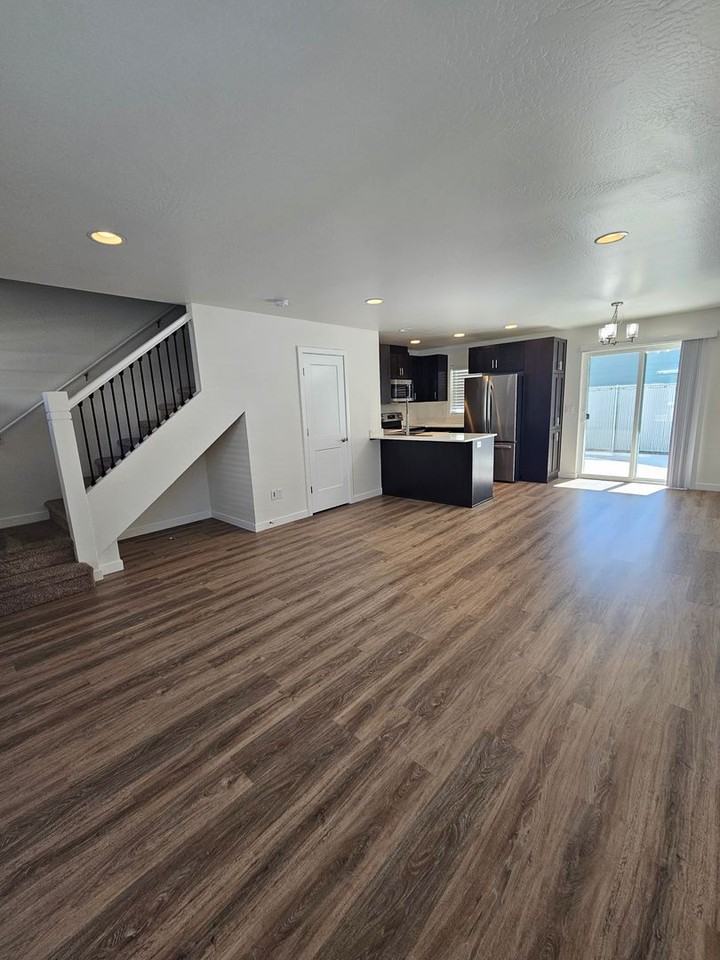 191 Northridge Ter - Photo 4 of 23