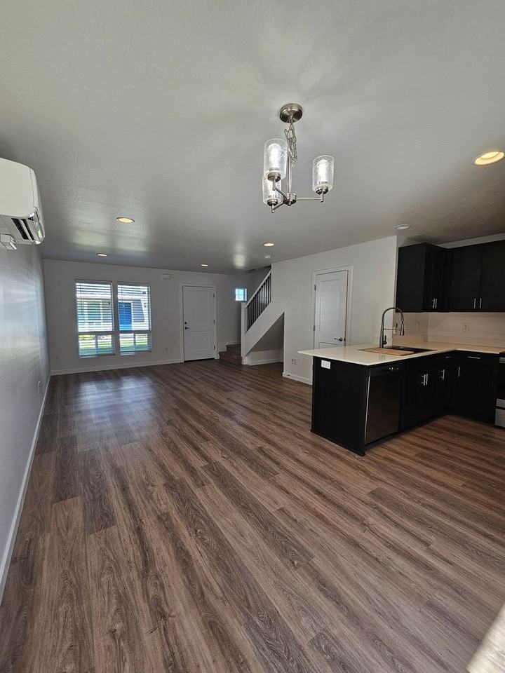 191 Northridge Ter - Photo 7 of 23