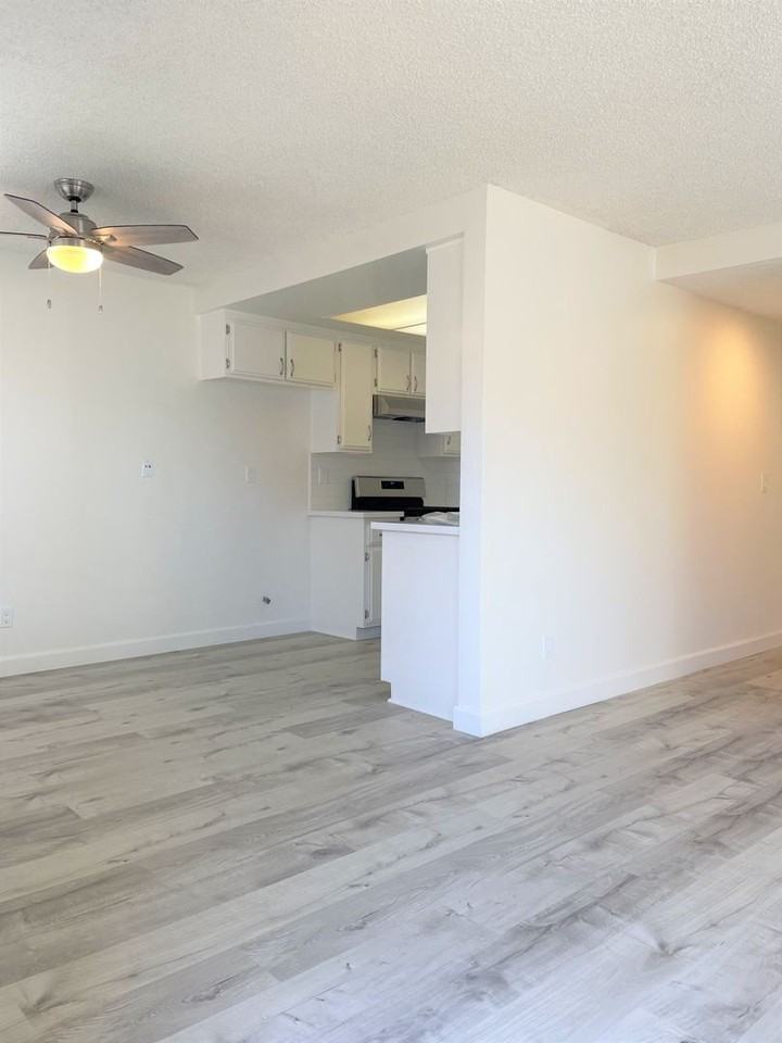 1255 W 7th St - Photo 4 of 14