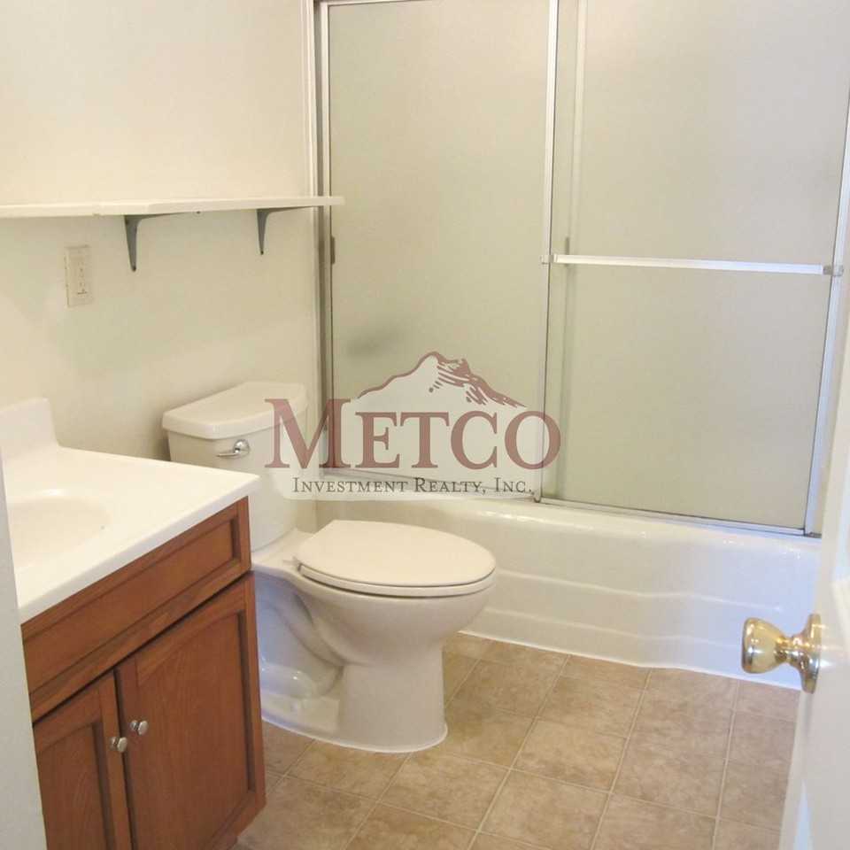 1019 Centennial Blvd - Photo 5 of 5