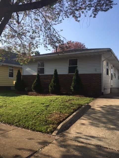 1896 Flint Ave - Photo 2 of 20