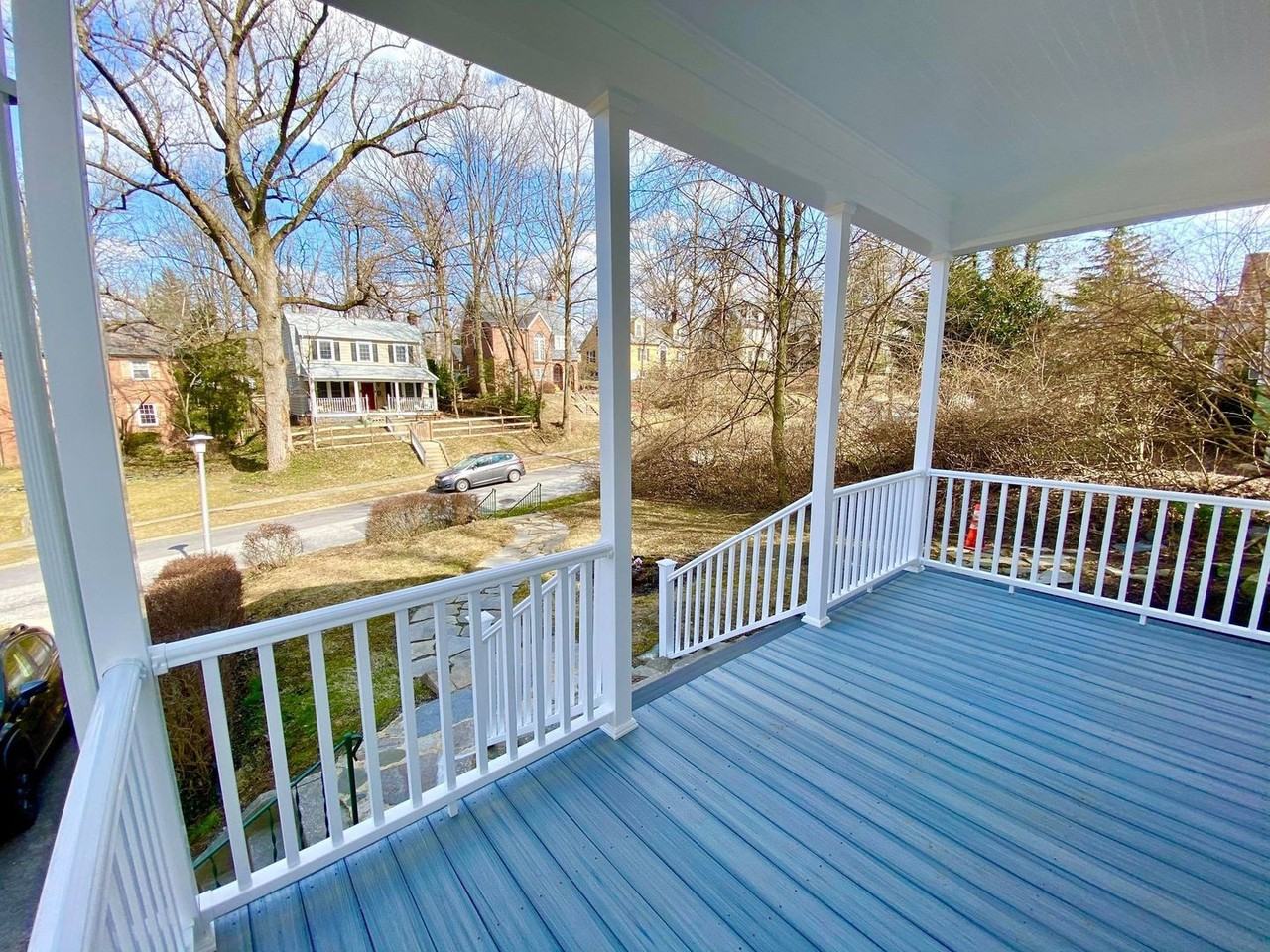 726 Brookwood Rd - Photo 3 of 30