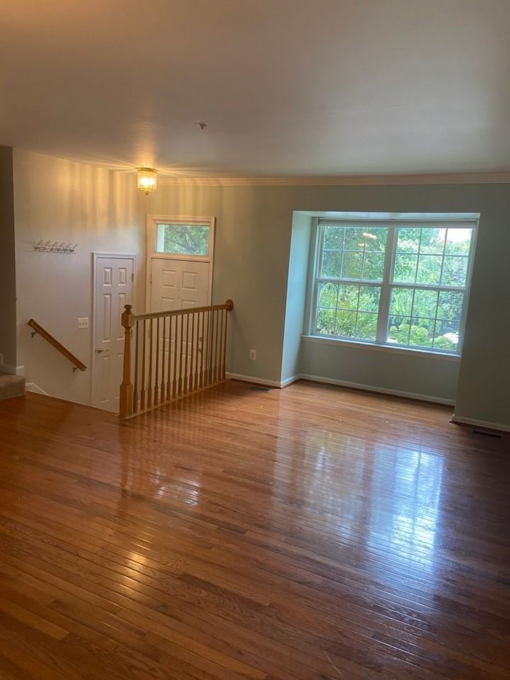 203 Glen View Ter - Photo 4 of 31