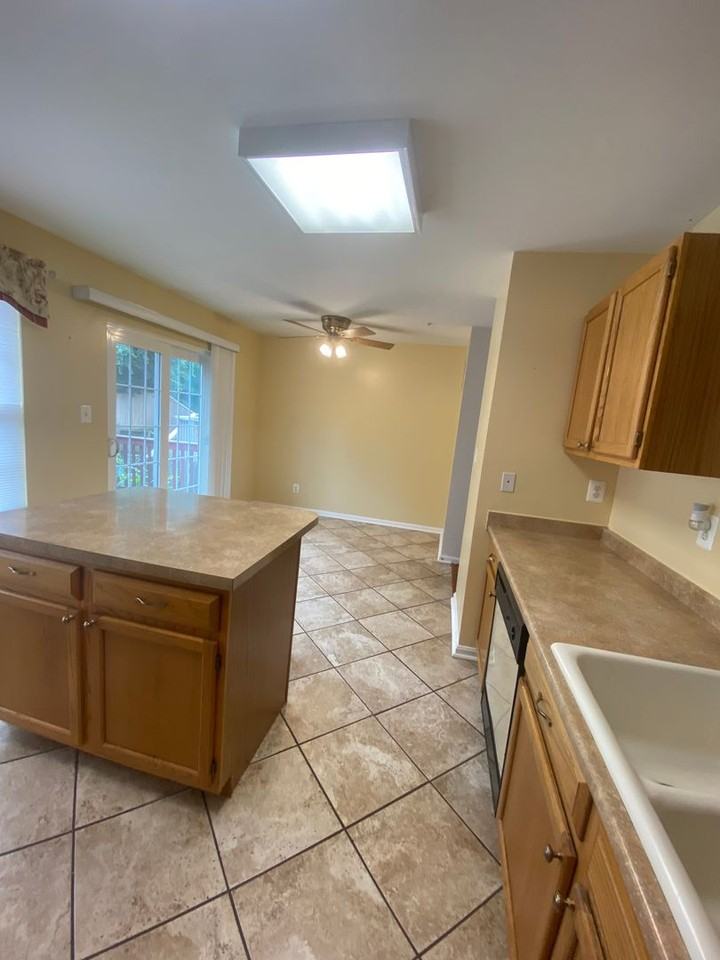 203 Glen View Ter - Photo 6 of 31