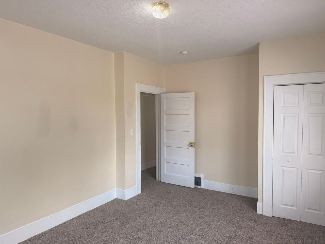 4001 Devine St - Photo 5 of 10