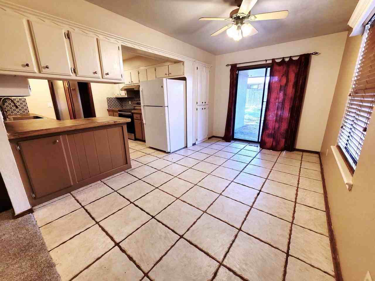 10413 Glascow Dr - Photo 6 of 21