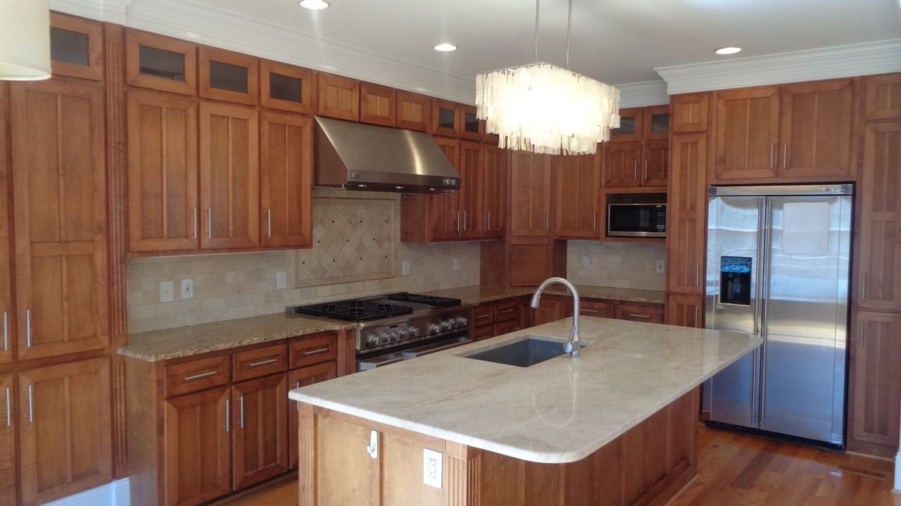 701 Mcdonald Ave - Photo 6 of 37