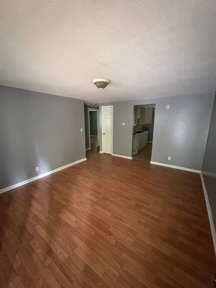 97A Tillman Dr - Photo 2 of 5