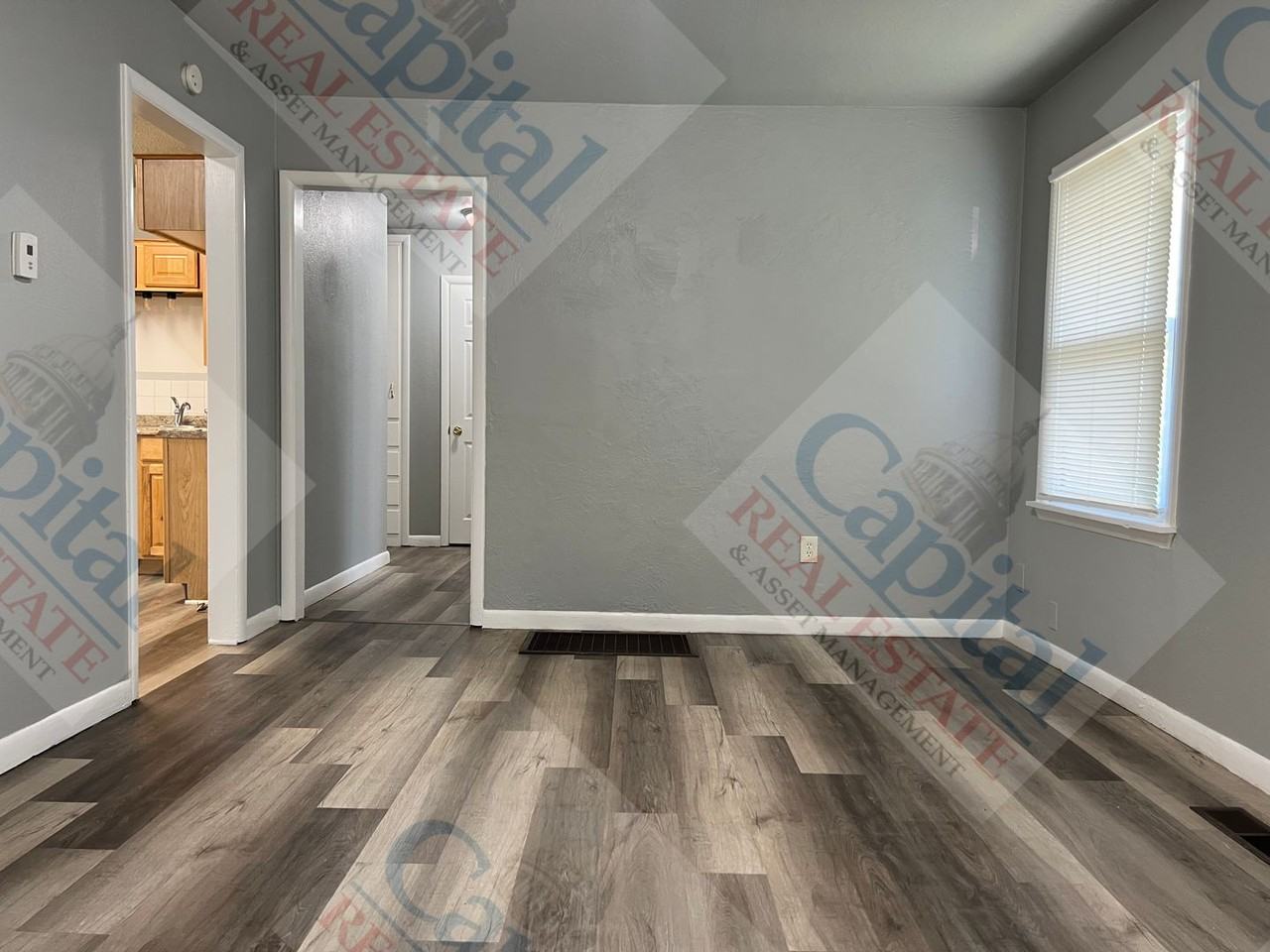 3433 Nw 27th St - Photo 3 of 26