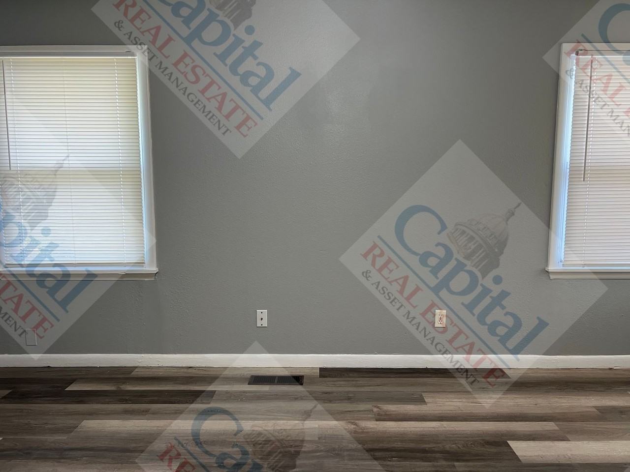 3433 Nw 27th St - Photo 5 of 26