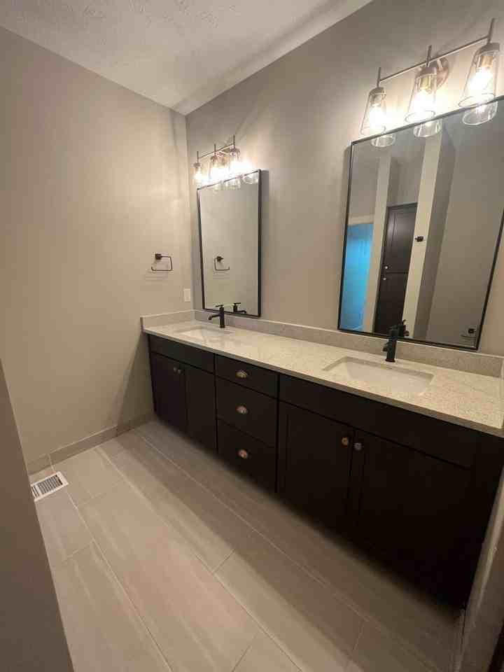 626 N 46th St - Photo 6 of 18