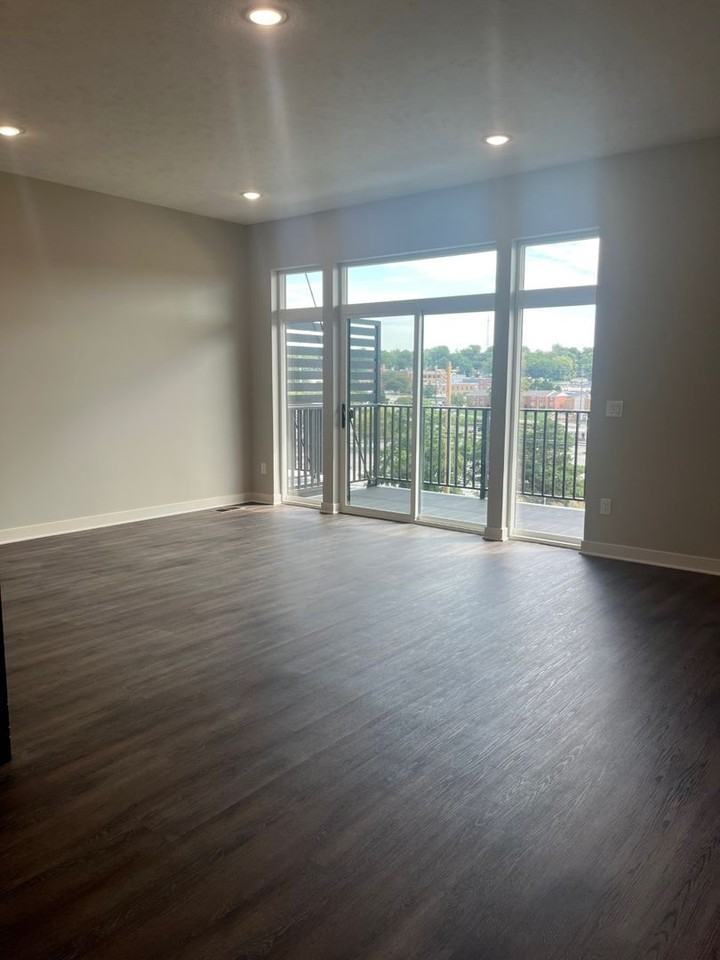 626 N 46th St - Photo 6 of 12