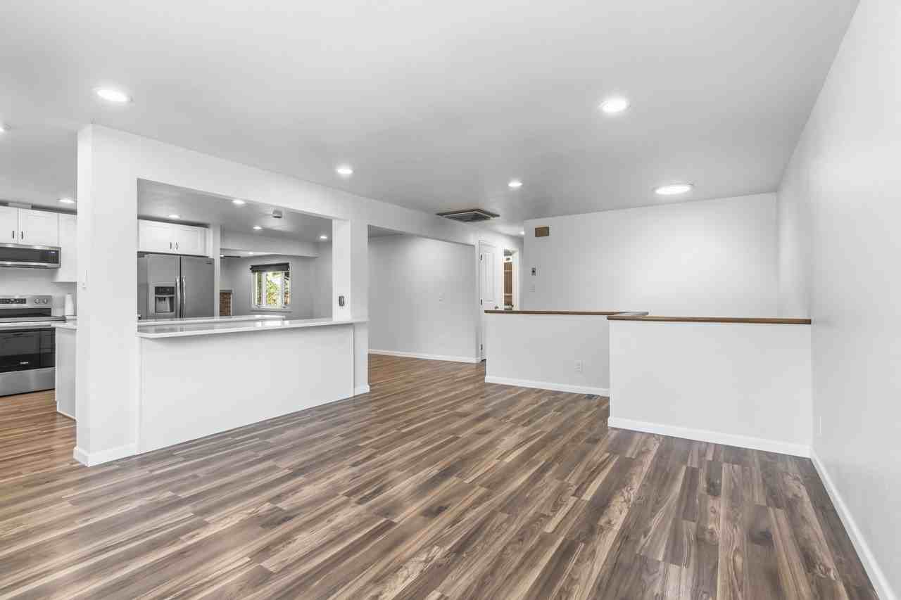 122 Helena Cir #1 - Photo 3 of 30
